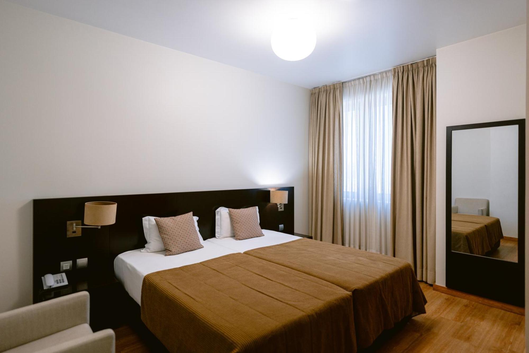 Hotel Conde De Agueda Bagian luar foto
