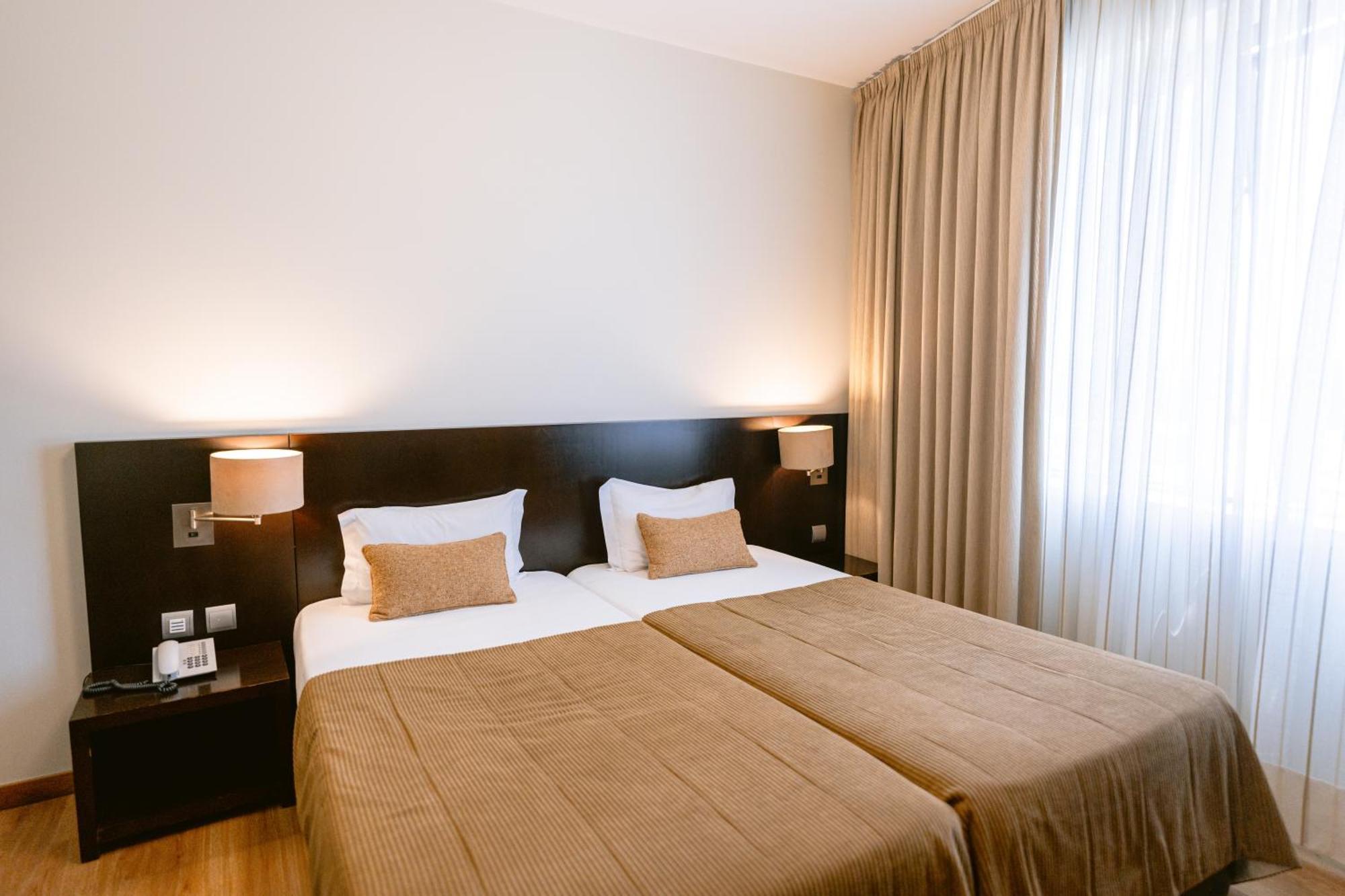 Hotel Conde De Agueda Bagian luar foto