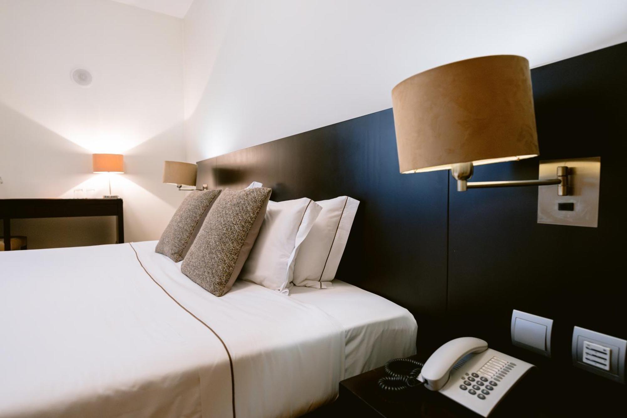 Hotel Conde De Agueda Bagian luar foto